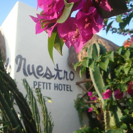 Lo Nuestro Petit Hotel Tulum Exterior photo
