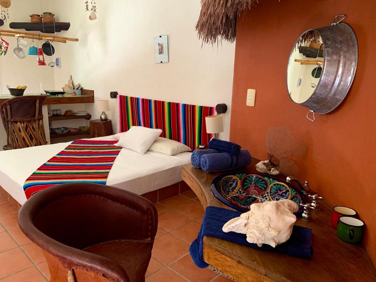Lo Nuestro Petit Hotel Tulum Exterior photo