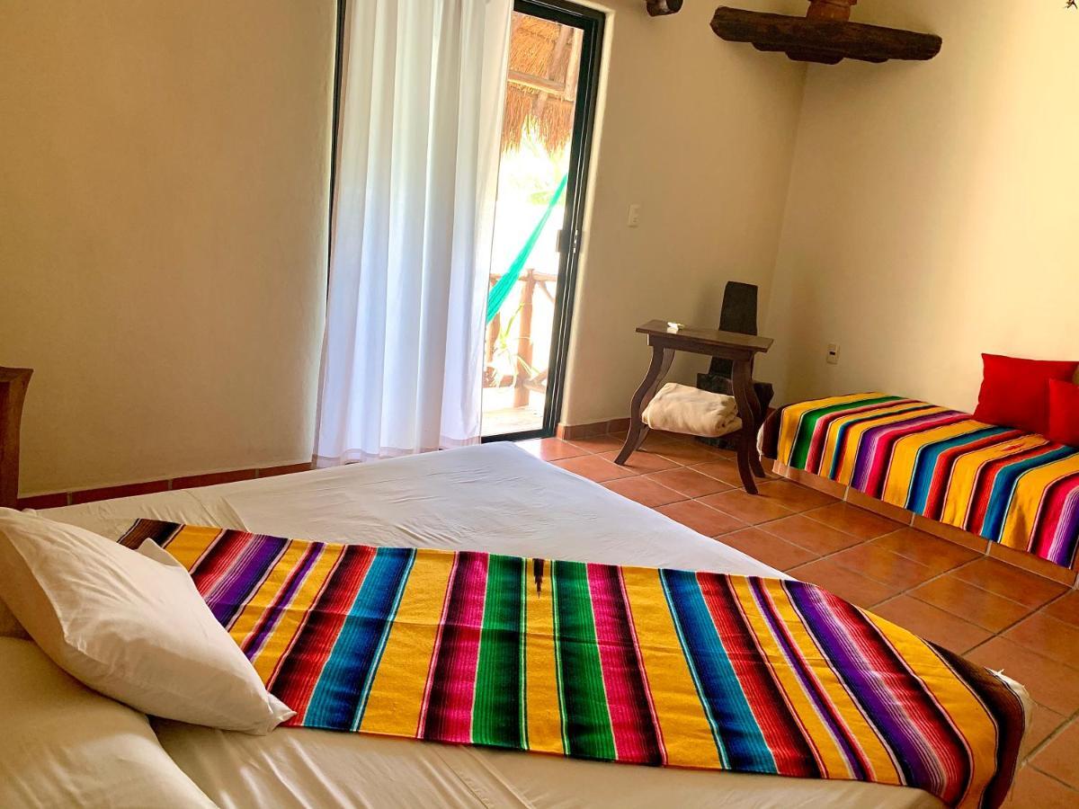 Lo Nuestro Petit Hotel Tulum Exterior photo